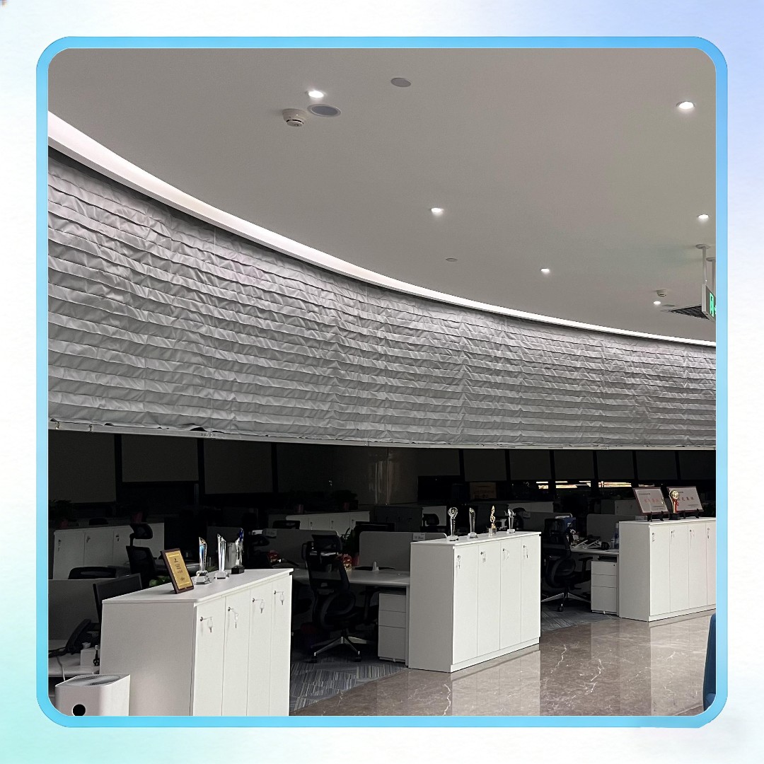 京智安 · 超大C形电动挡烟垂壁